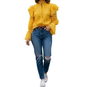 #A071   N by Nancy Yellow Lace Romantic blouse, Victorian- inspired NWT L